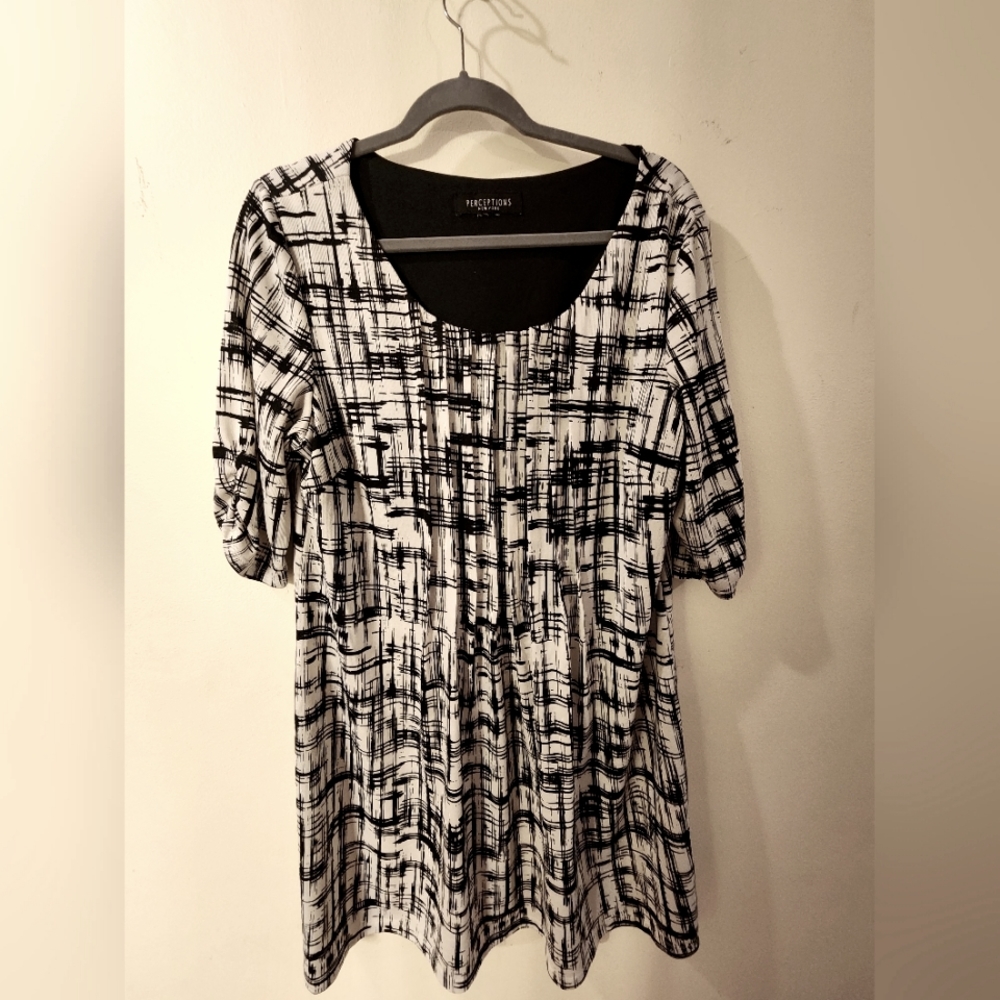 Perceptions black and white dress size xl